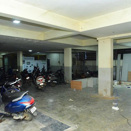 Готель Sri Sai Residency Tumkur Екстер'єр фото