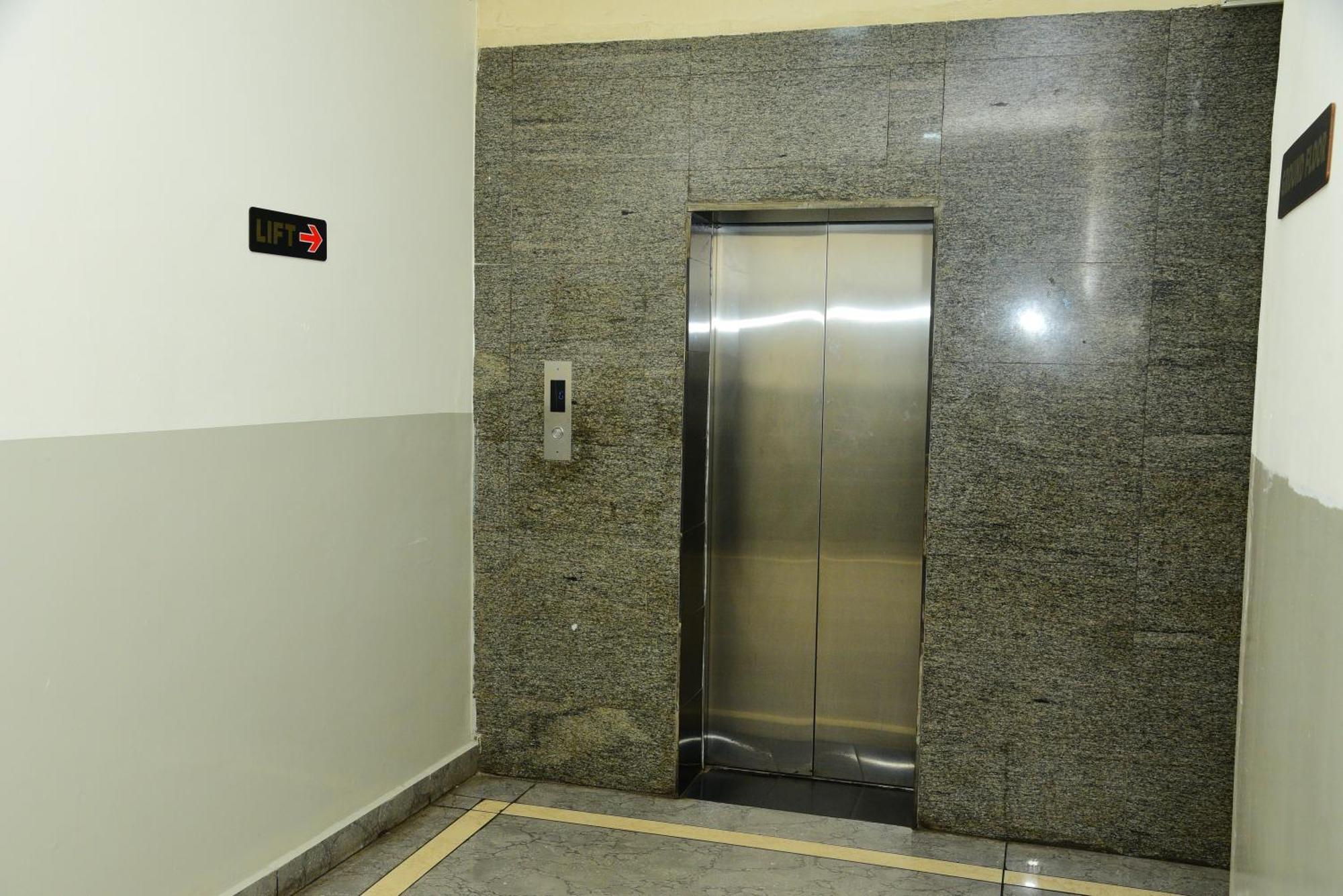 Готель Sri Sai Residency Tumkur Екстер'єр фото